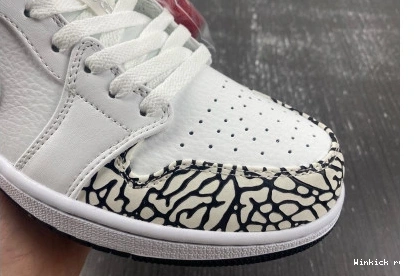 1 Jordan Low Cement Phat Grey 1025